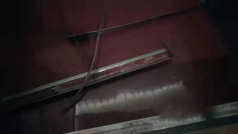 東莞龍背嶺驚現“紅水河”，一企業(yè)涉嫌偷排被立案調查